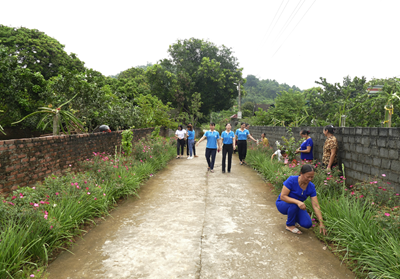 Bảo Thắng hoàn thành gần 170 km đường hoa