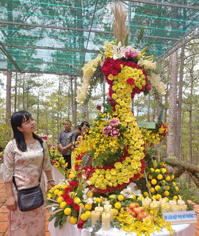 Hội thi trang trí mâm lễ vật dâng cúng Quốc Tổ Hùng Vương