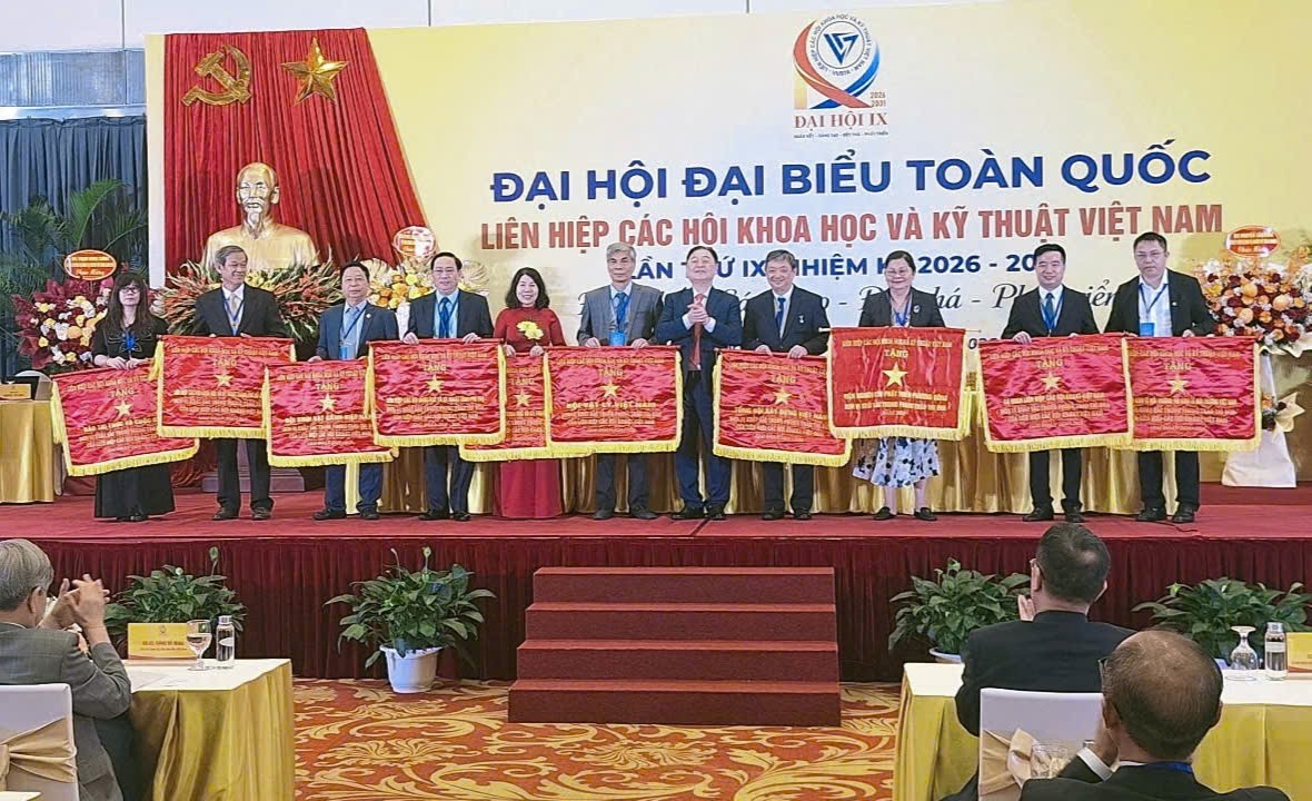 Hội Sinh vật cảnh Việt Nam được vinh danh tại Đại hội IX Liên hiệp các Hội Khoa học và Kỹ thuật Việt Nam