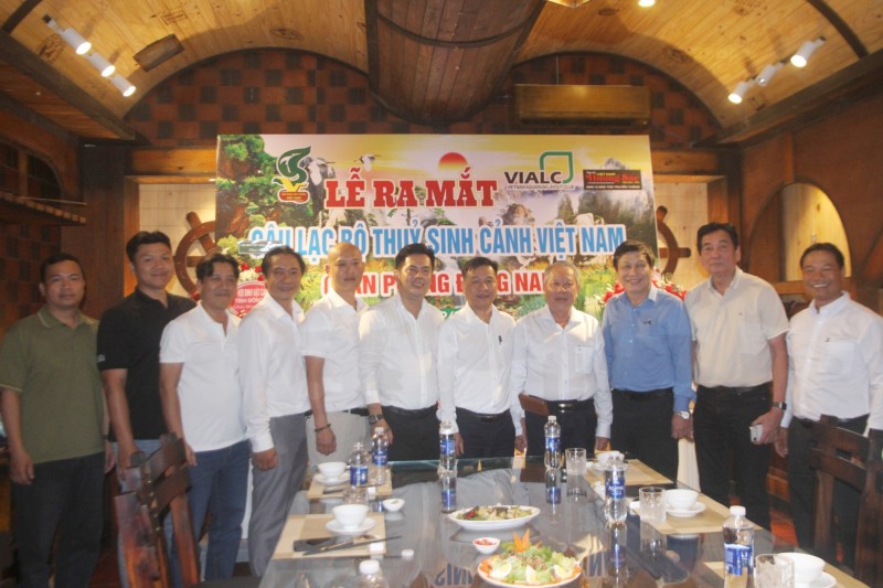 CLB Thủy sinh cảnh Việt Nam: từng bước kiện toàn sân chơi chuyên nghiệp