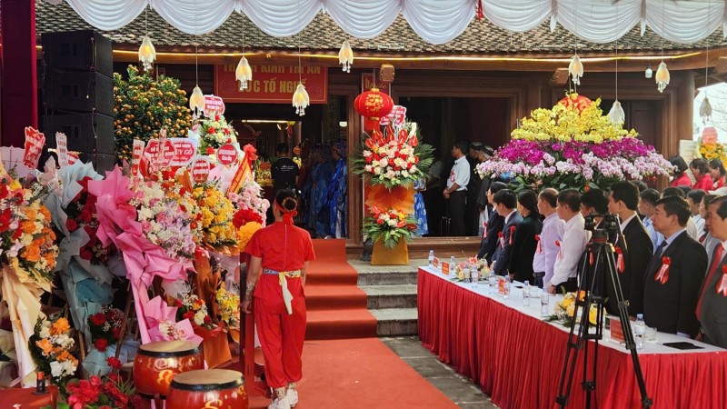 Lễ đón nhận Bằng Di tích lịch sử quốc gia Đình Vị Khê và Khai mạc Lễ hội hoa cây cảnh truyền thống Lễ đón nhận Bằng Di tích lịch sử quốc gia Đình Vị Khê và Khai mạc Lễ hội hoa cây cảnh truyền thống