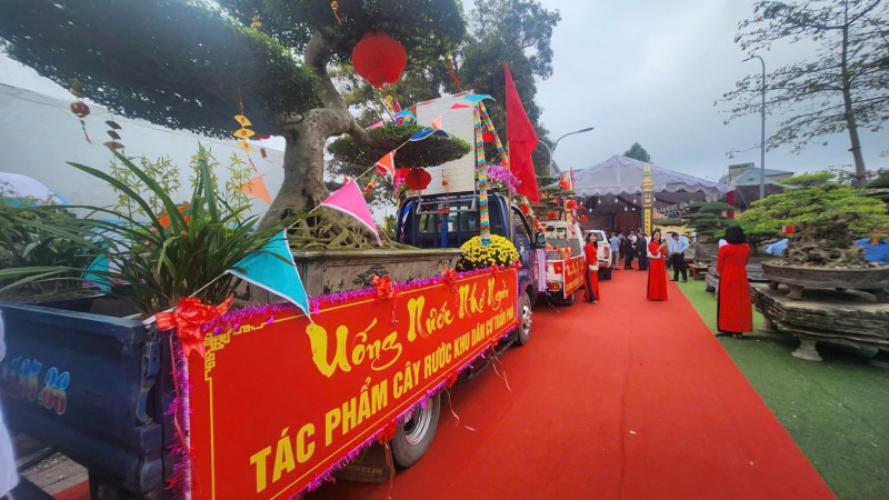 Lễ đón nhận Bằng Di tích lịch sử quốc gia Đình Vị Khê và Khai mạc Lễ hội hoa cây cảnh truyền thống Lễ đón nhận Bằng Di tích lịch sử quốc gia Đình Vị Khê và Khai mạc Lễ hội hoa cây cảnh truyền thống