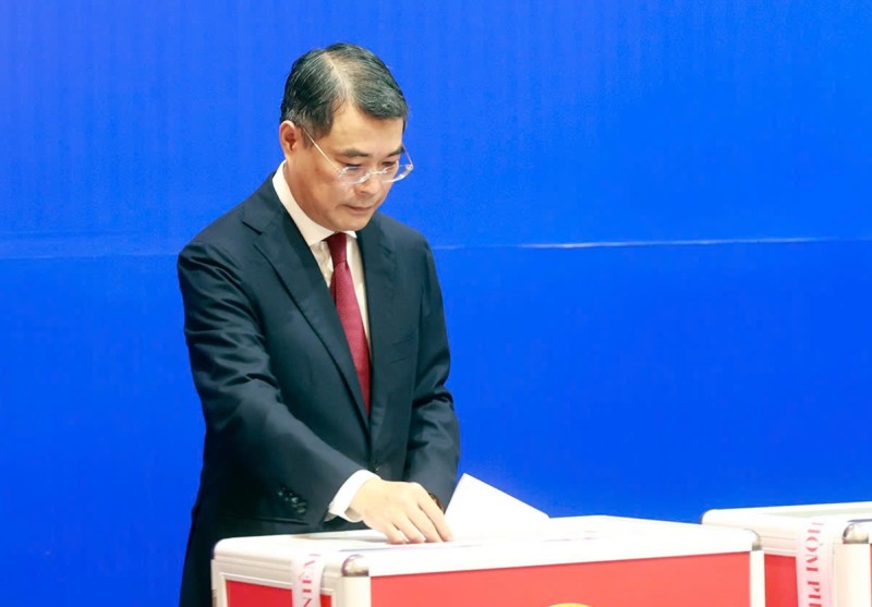 Các đồng chí lãnh đạo Đảng, Nhà nước hòa cùng 'Ngày hội non sông'- Ảnh 4.