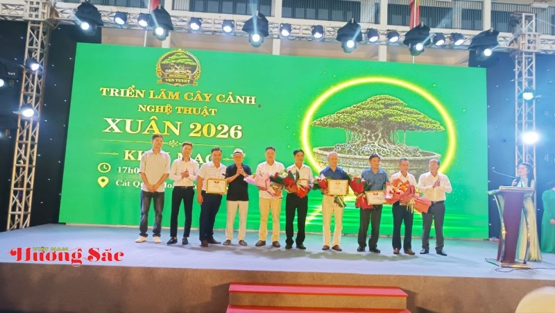 Hà Nội: Khai mạc Triển lãm Cây cảnh Nghệ thuật Xuân 2026