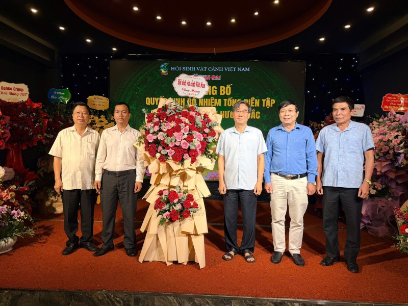 Hội Sinh vật cảnh Việt Nam bổ nhiệm Tổng Biên tập Tạp chí Việt Nam hương sắc Hội Sinh vật cảnh Việt Nam bổ nhiệm Tổng Biên tập Tạp chí Việt Nam hương sắc