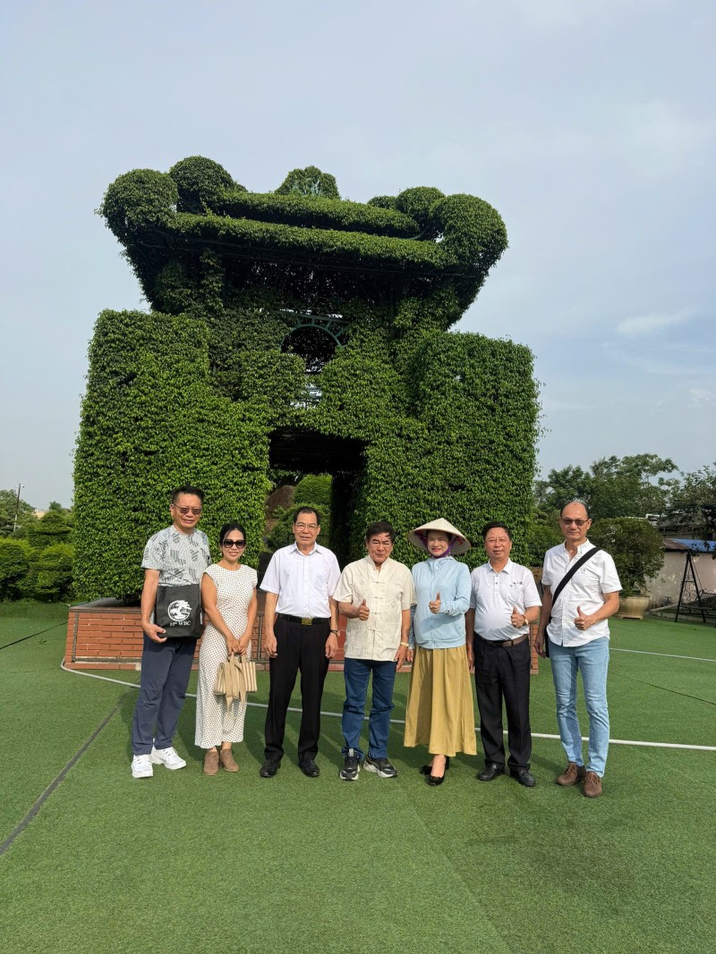 Hội Sinh vật cảnh Việt Nam tăng cường hợp tác với Hiệp hội Bonsai & Nghệ thuật đá cảnh Suiseki Malaysia
