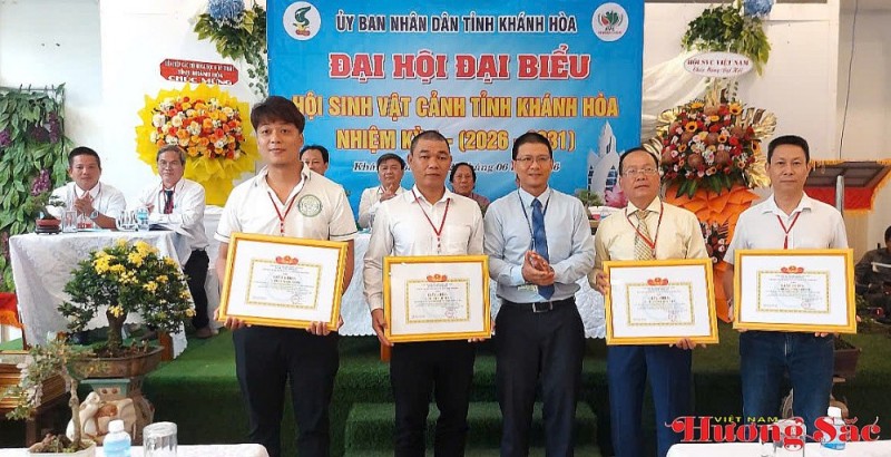 Phát triển sinh vật cảnh Khánh Hòa thành ngành kinh tế sinh thái có giá trị cao