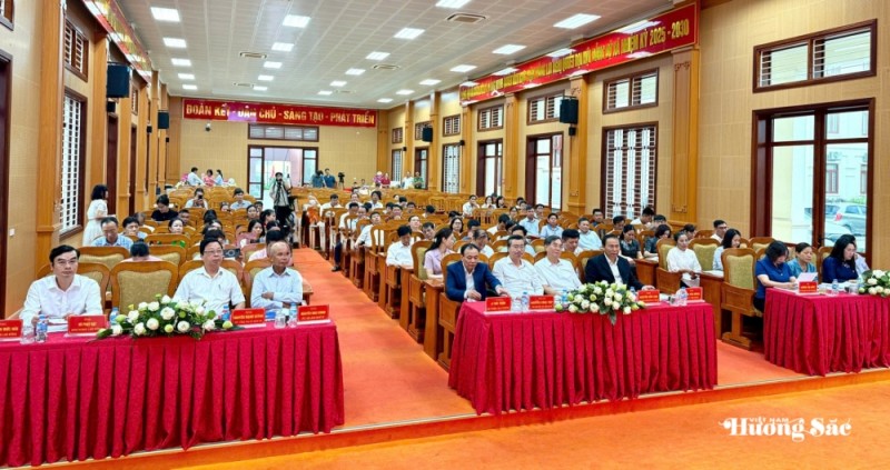 Sen Việt: Từ giá trị truyền thống đến ngành hàng đa giá trị