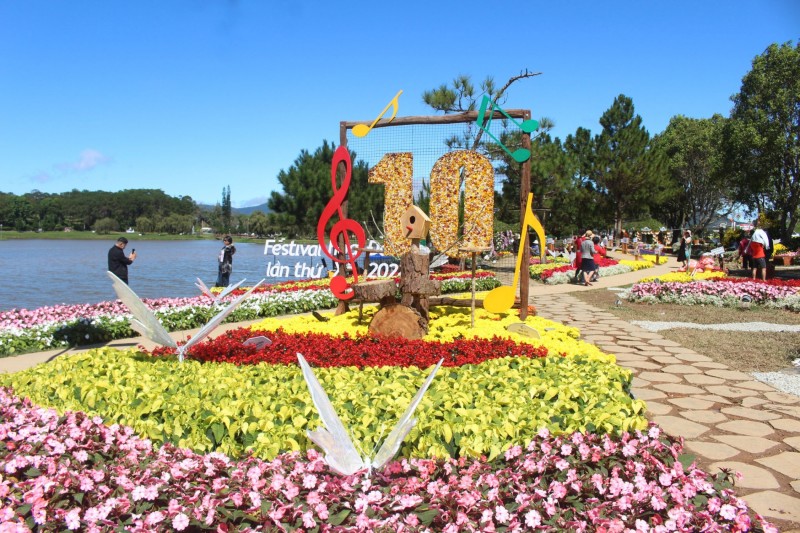 Festival Hoa Đà Lạt mở rộng không gian, kết nối chuỗi giá trị ngành hoa Festival Hoa Đà Lạt mở rộng không gian, kết nối chuỗi giá trị ngành hoa