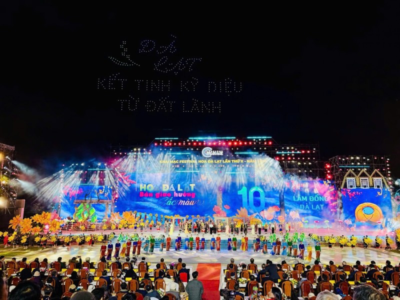 Festival Hoa Đà Lạt mở rộng không gian, kết nối chuỗi giá trị ngành hoa Festival Hoa Đà Lạt mở rộng không gian, kết nối chuỗi giá trị ngành hoa