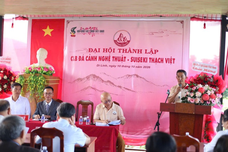 Đại hội thành lập CLB Đá cảnh nghệ thuật – Suiseki Thạch Việt: dấu mốc mới trong hành trình phát triển nghệ thuật đá cảnh Việt Nam
