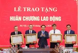 Vinh danh 4 Thứ trưởng Bộ Nông nghiệp và Môi trường với Huân chương Lao động cao quý
