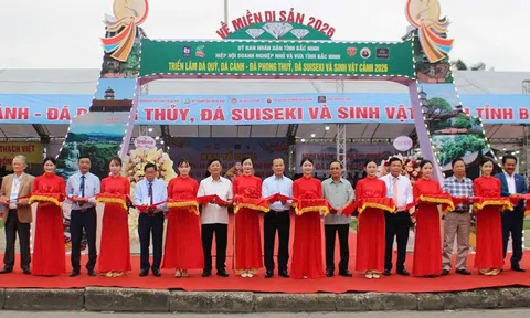 Bắc Ninh: Khai mạc triển lãm đá cảnh, đá quý