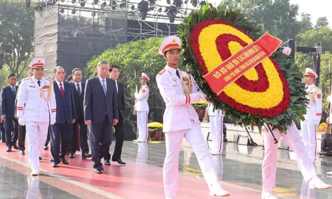Kỷ niệm 79 năm Ngày Thương binh - Liệt sĩ: Lãnh đạo Đảng, Nhà nước tưởng niệm các Anh hùng liệt sĩ và viếng Chủ tịch Hồ Chí Minh