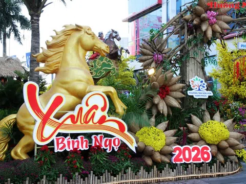 Nghệ thuật sắp đặt tại Đường hoa Xuân Menas 2026