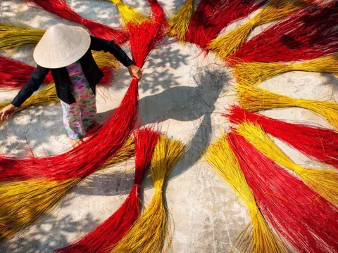 Cẩm Nê – Làng dệt chiếu trăm năm nay chỉ còn một nghệ nhân