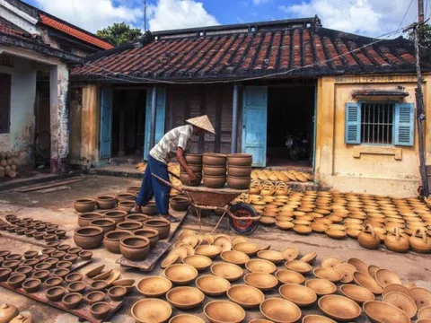Làng gốm 500 tuổi bên sông Thu Bồn - Nghề thủ công vẫn giữ được chỗ đứng