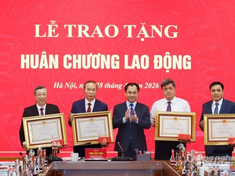 Vinh danh 4 Thứ trưởng Bộ Nông nghiệp và Môi trường với Huân chương Lao động cao quý
