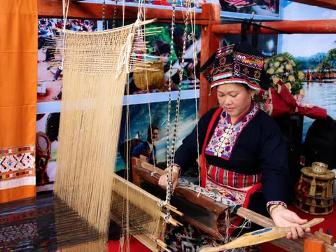 Khôi phục và phát triển nghề truyền thống, Điện Biên tạo sinh kế ổn định cho người dân