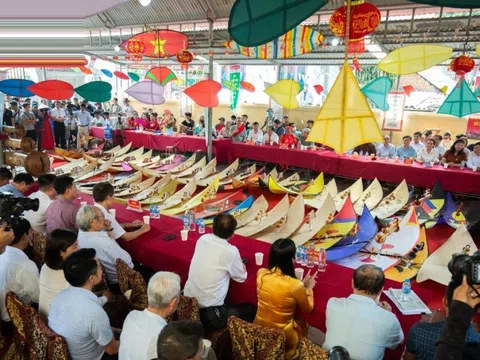 Nghề làm diều Bá Dương Nội: Từ thú chơi dân gian đến lễ hội truyền thống